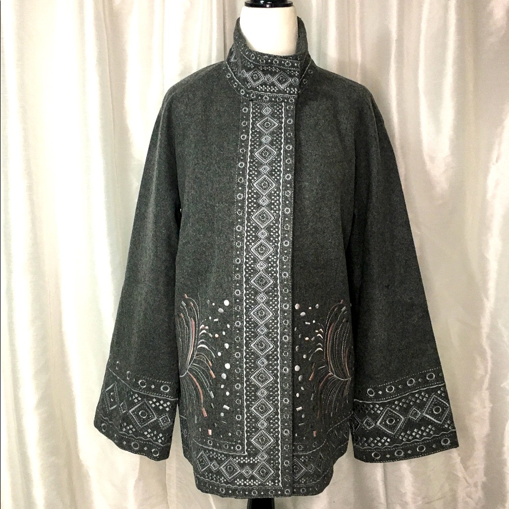 Nygård collection embellished wool coat, size 6.